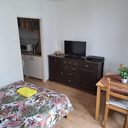 Kwatera Na Wspolnej Varşova Dış mekan fotoğraf